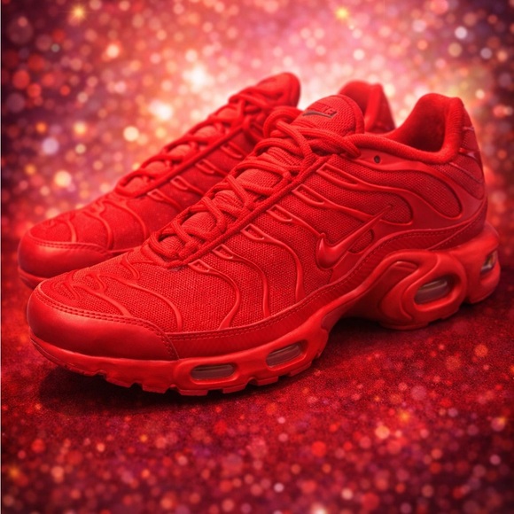 Nike Shoes - RARE! Nike Air Max Plus "Light Crimson" / "University Red" Women's Size 7.5
